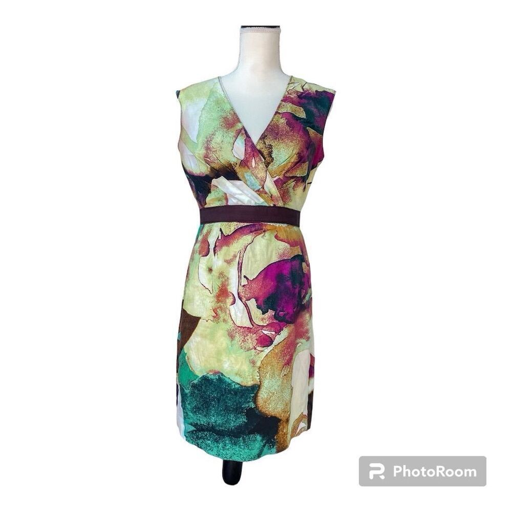 Nue by Shani Women's Green Floral V-Neck Knee Length Dress Size 6